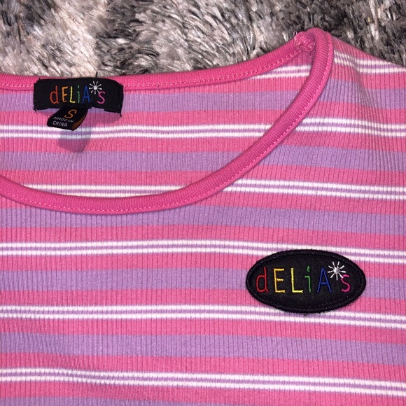 delias crop top - Picture 2 of 4